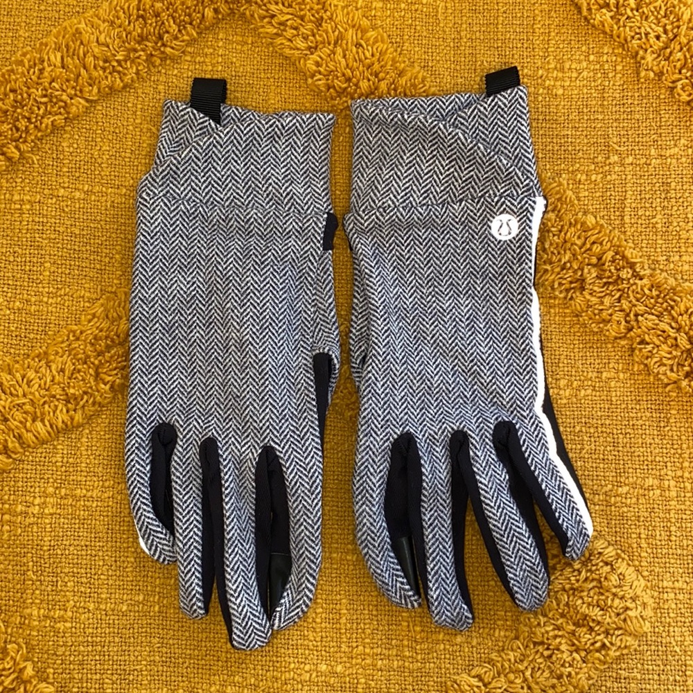 Lululemon Herringbone Winter Gloves